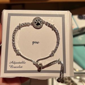 Beautiful bracelet for dog lovers